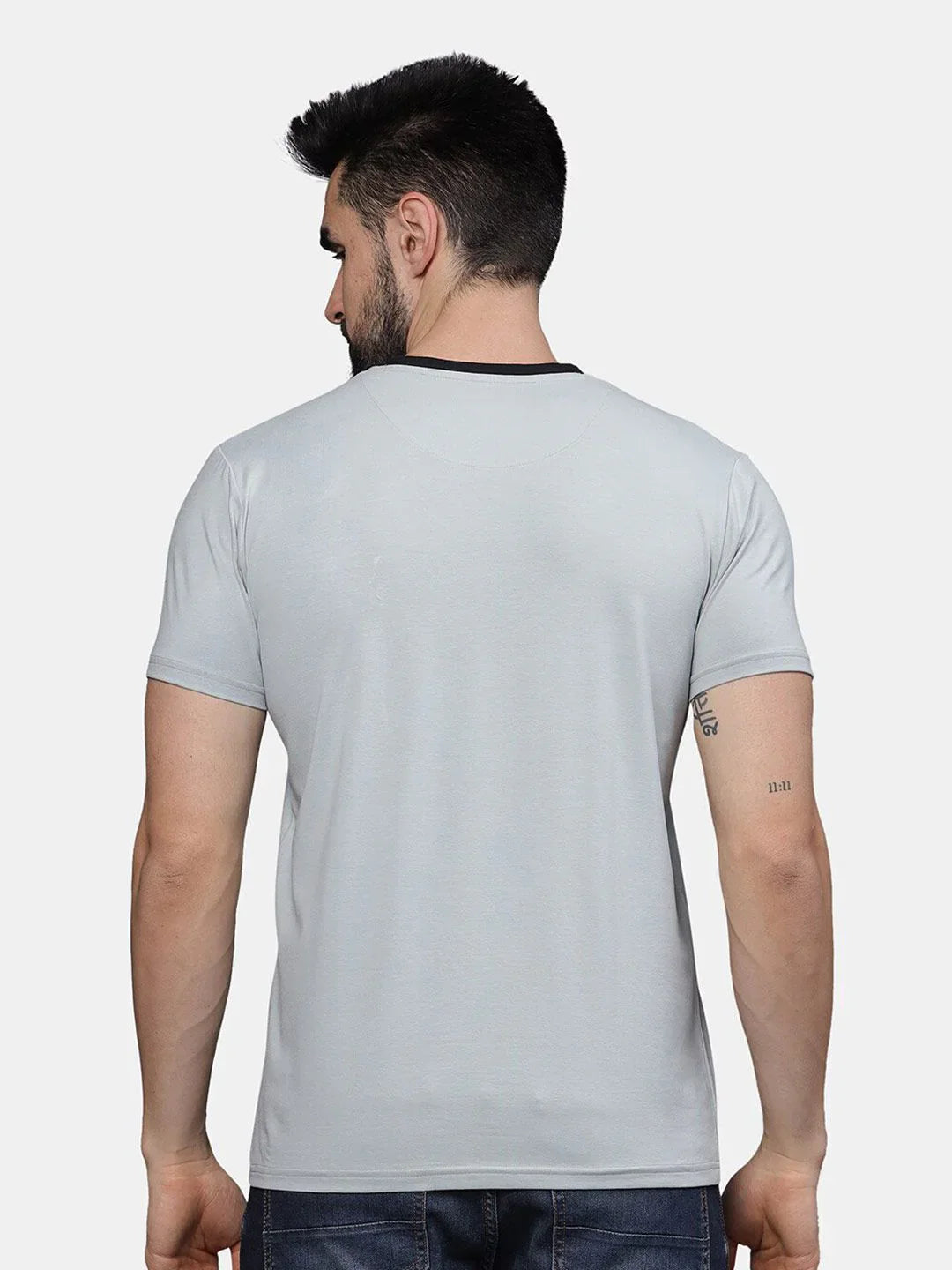 T-Base Men Pocket Detail Cotton T-Shirt