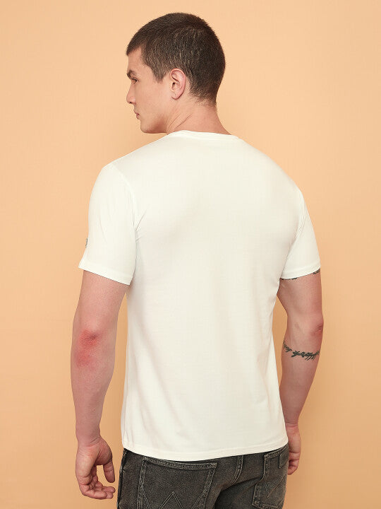 Wrangler Men Solid White Crew Neck Regular Fit T-Shirt
