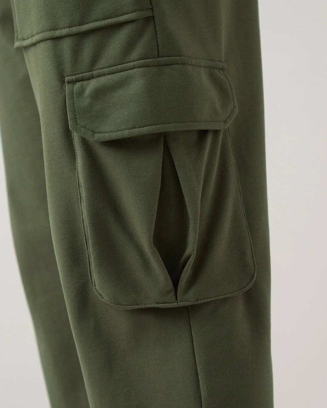 Men's Winter Moss Green Oversized Cargo Joggers