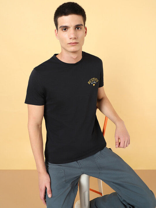 Wrangler Men Black Graphic Print Crew Neck Regular Fit T-Shirt