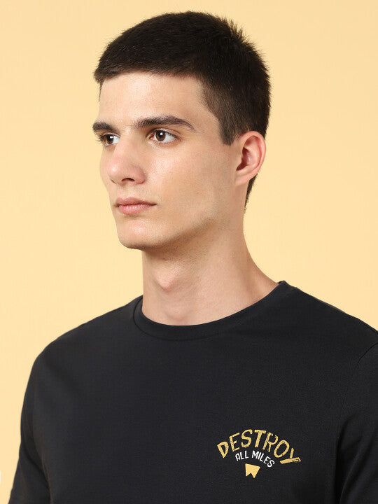 Wrangler Men Black Graphic Print Crew Neck Regular Fit T-Shirt